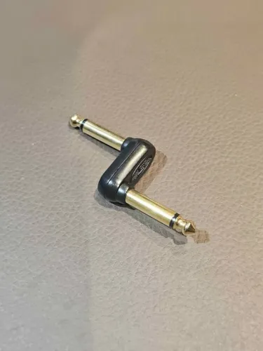 Conector Acoplador Tipo Z para Pedais - P10 (6,35mm)