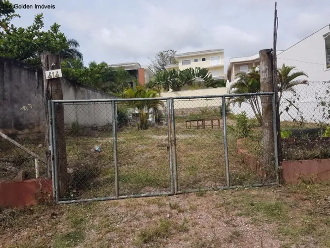 Terreno Comercial de 700m² para Venda ou Locação em Valinhos-SP, Bairro Parque Terranova.