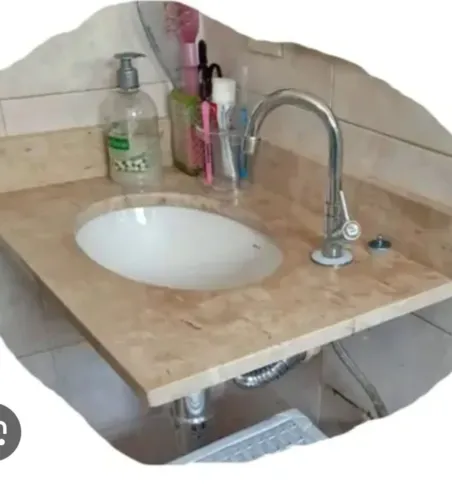 Vendo pia para banheiro de mármore 
