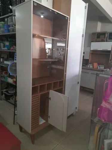 Cristaleira nova montagem grátis