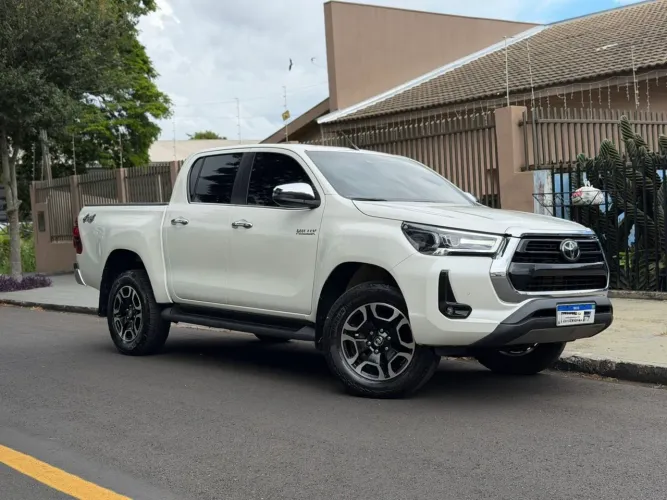 Toyota Hilux CD SRX 4X4 2.8 TDI 16V Diesel Aut. 2021