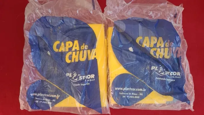 Lote com duas capas de chuva Plastcor Fit pvc forrada AM  - G