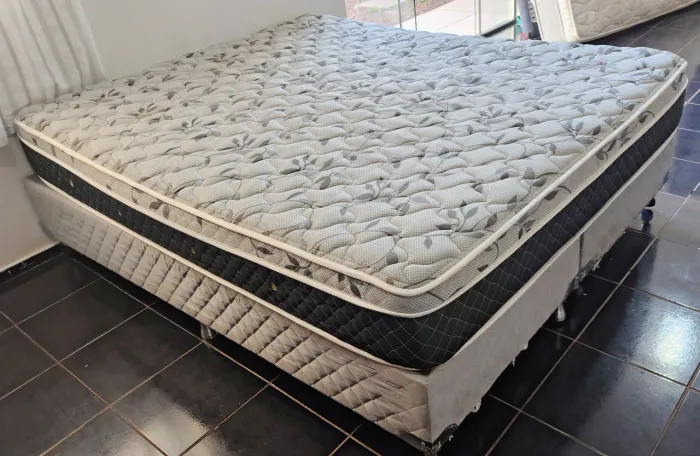 Cama box Queen 1,58x1,98