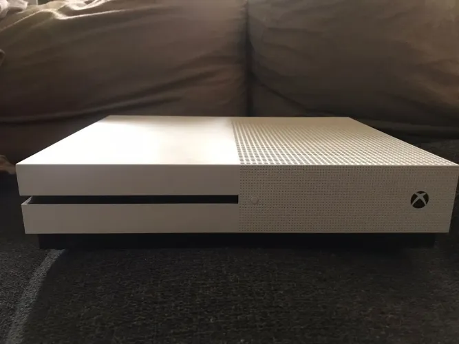 Xbox one S 1TB