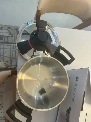 Panela de pressão Royal Prestige 