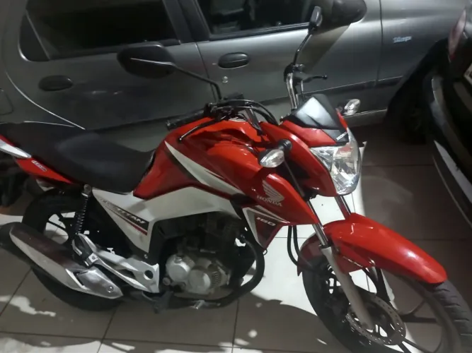 MOTO TITAN 160 2016 NOVA SEGUNDO DONO
