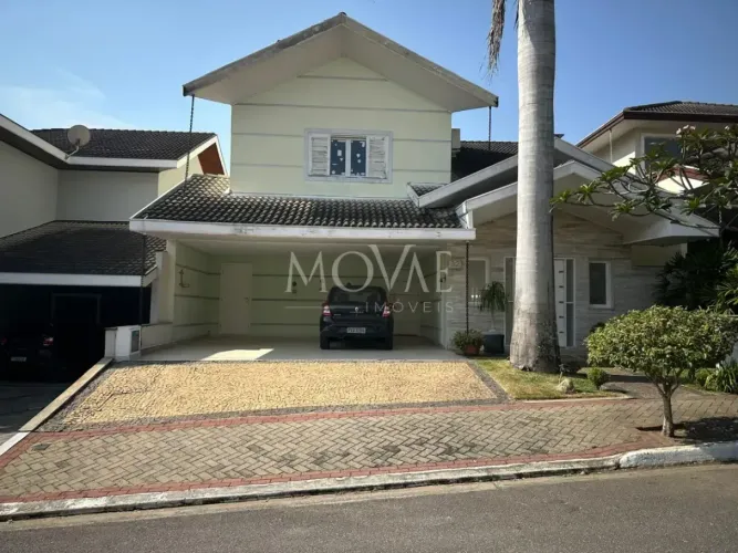 Casa pra locação/venda em Condomínio - Urbanova - 4 Dormitórios - 348m²
