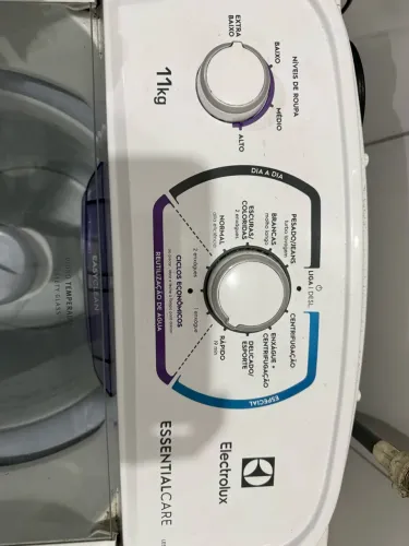 Máquina de lavar electrolux funcionando tudo perfeitamente
