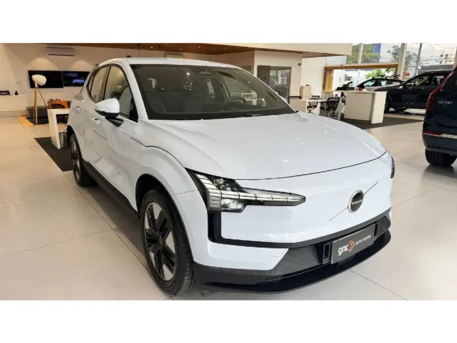 Volvo EX30 E40 Core (elétrico) 2025