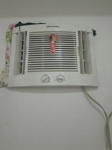 Vendo ar 7.500 btus 110