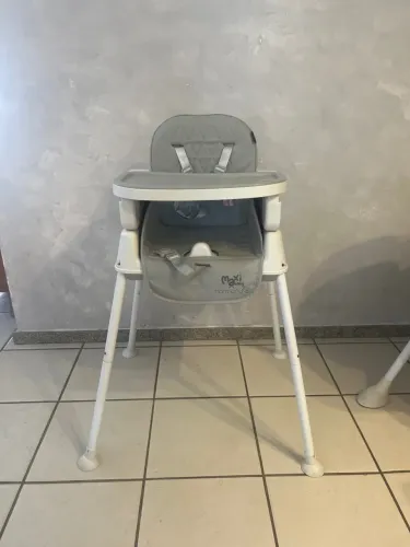 Cadeira de alimentação para bebês