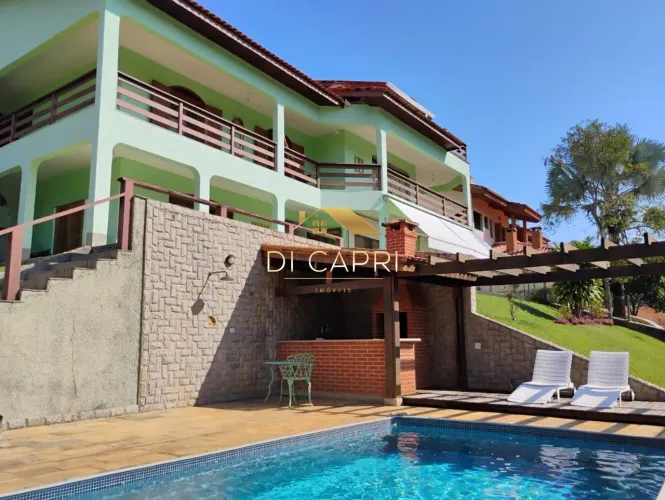 Casa Alto Padrão no Condomínio Alpes de Guararema