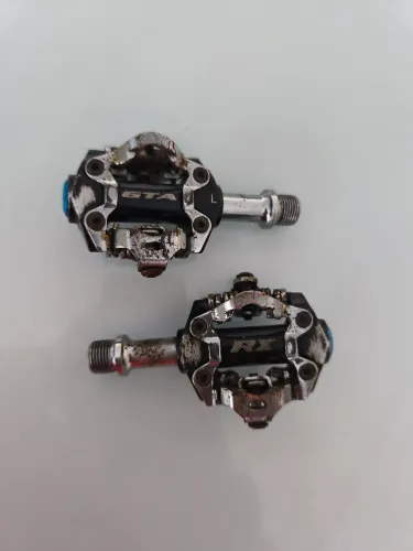 Pedal clip MTB gta