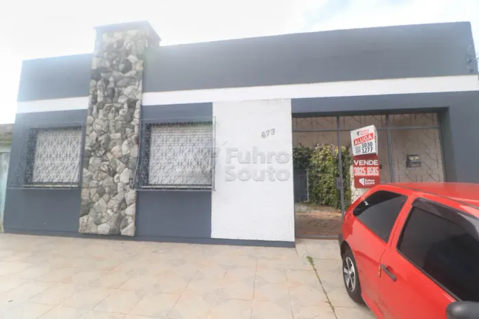 Linda Casa com 3 dormitórios no Bairro Areal