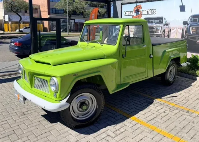 Ford F-75 4X4 2.3 1980