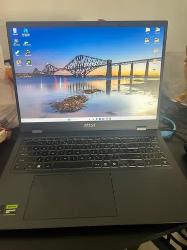Msi prestige gaming rtx 4050 i7