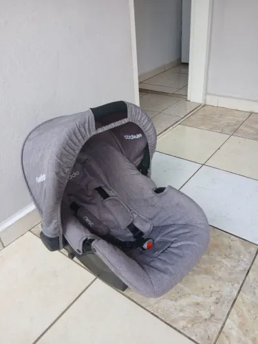 Bebê conforto Kiddo 