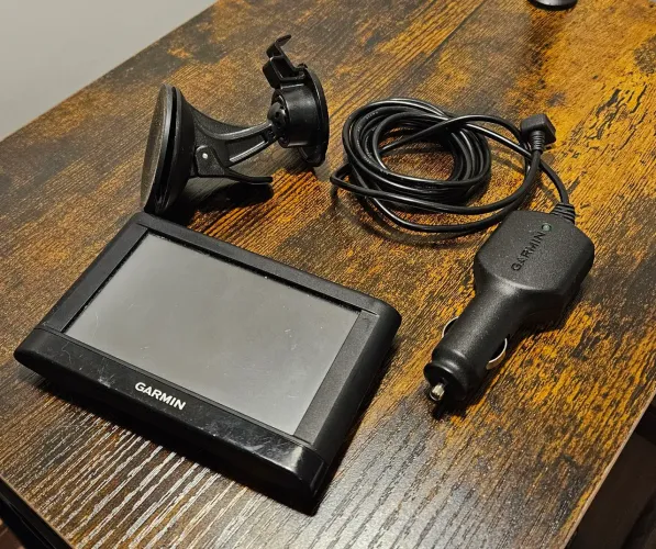 GPS Garmin nuvi 42 completo 