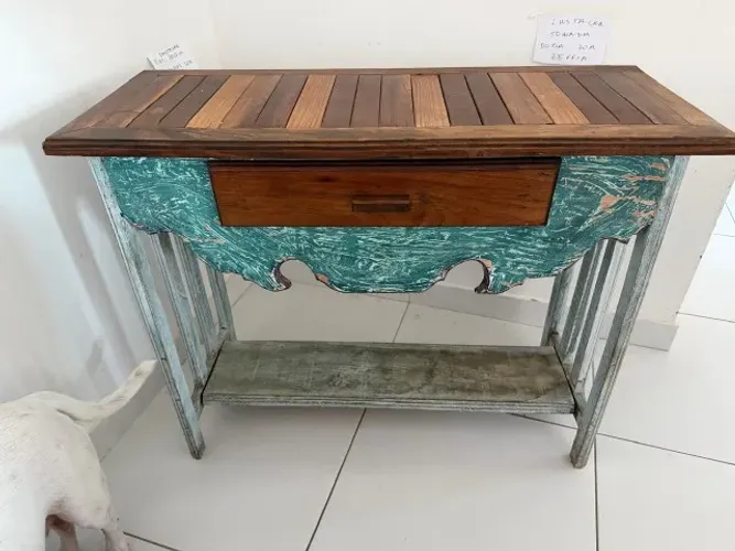 Vendo Movel Aparador de Madeira Maciça