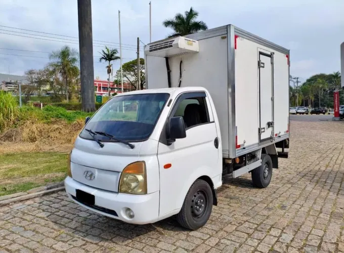 HR BAU BAÚ REFRIGERADO 2012
