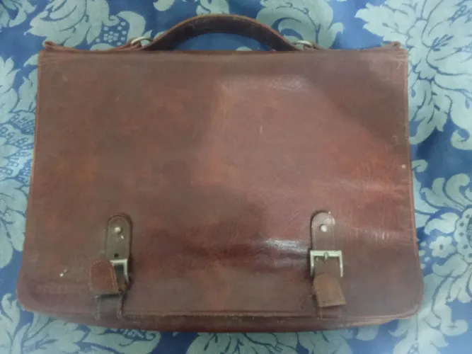 Bolsa de couro legítimo