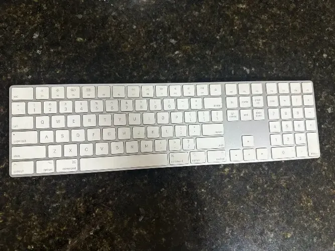 Apple Magic Keyboard e Apple magic trackpad