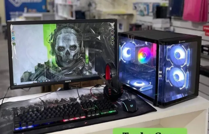 PC GAMER.  !!