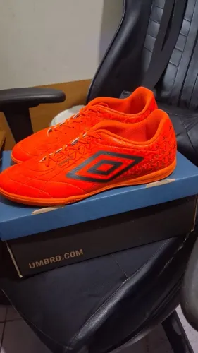 chuteira futsal