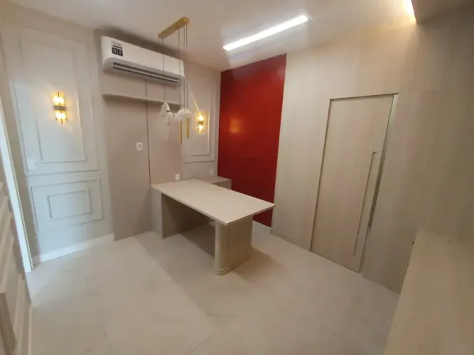 SALA COMERCIAL MOBILIADA PARA ALUGAR PARQUE 10!