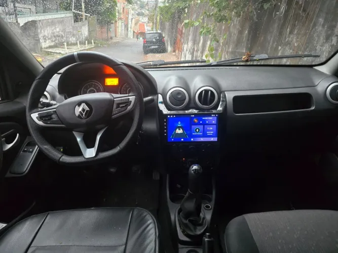 Renault Logan Expression Hi-flex 1.6 8V 4P 2011
