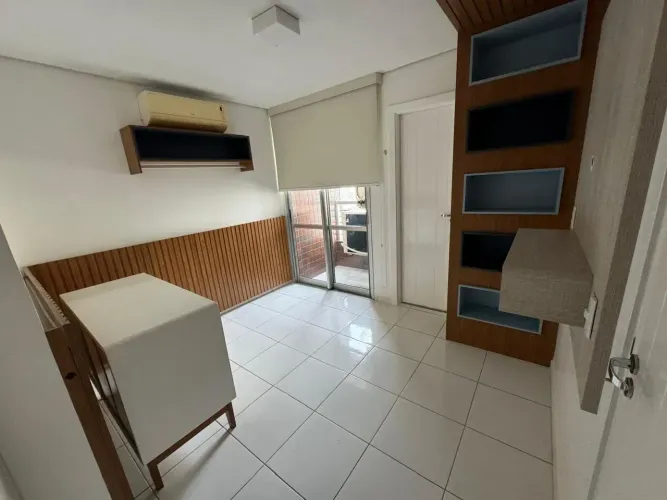 Apartamento para Locação no Cond. Singolere por R$ 10.000 mobiliado em Adrianópolis - Mana