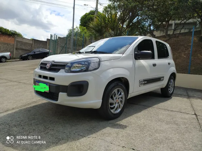 Fiat Uno Attractive 1.0 EVO Fire Flex 8V 5P 2020