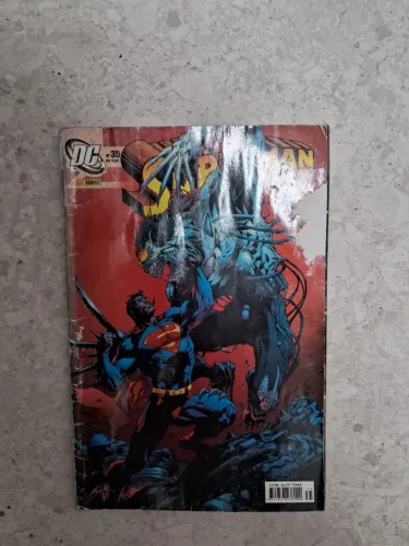 HQ Superman n. 35  Outubro de 2005