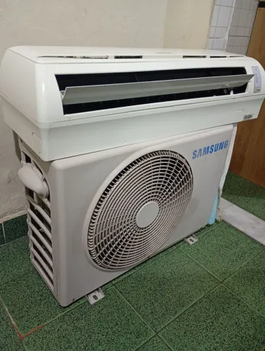 Vendo ar condicionado inverter 9.000 BTU 220v