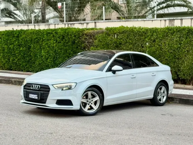 Audi A3 Sedan 1.4 TFSI Flex Tiptronic 4P 2018
