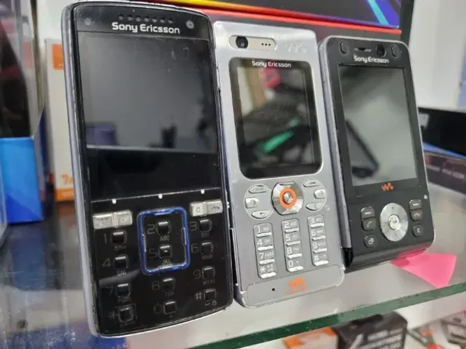 Lote 3 Celulares Sony Ericsson Linha Walkman - Modelos Clássicos
