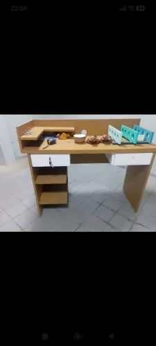 Balcão com gavetas 