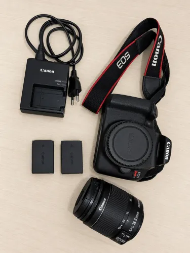 Canon EOS Rebel T7