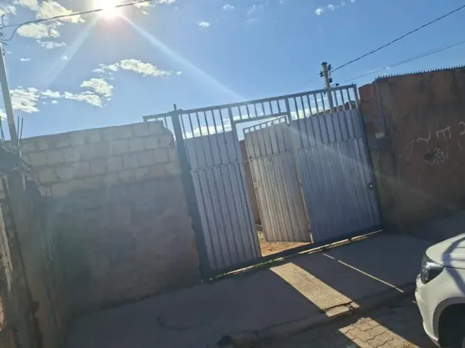 Lote com Barraco à Venda no Sol Nascente Trecho 3