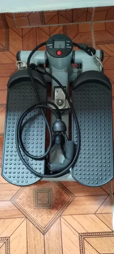 mini stepper simulador de caminhada com monitor e elásticos