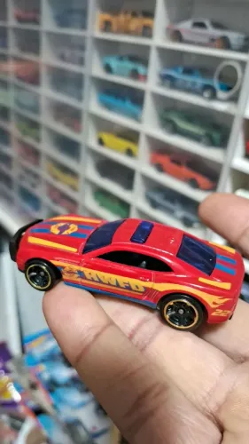 Hot Wheels ?10 Camaro SS Vermelho HWFD
