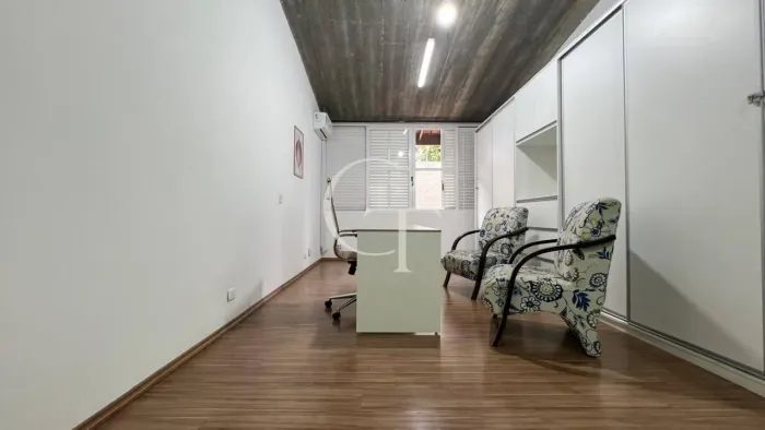 Sala mobiliada para área da saúde no Bairro Brasil  pronta para atender com excelência