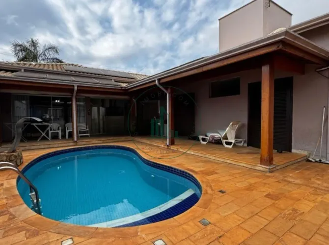 Sofisticação e Conforto no Vila Verde Casa Térrea Completa com Piscina, Sauna e Energia S