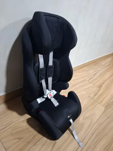 Cadeirinha de carro infantil 