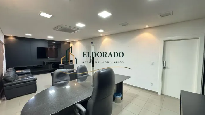 Prédio Comercial mobiliado venda e locação Bandeirantes em Cuiabá - 960m² - Com estacionam