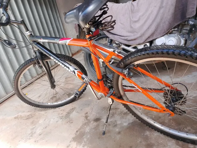 BICICLETA  ARO 26 SEMI NOVA