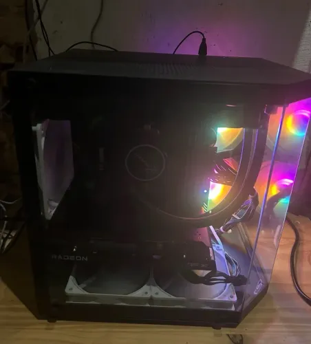PC Gamer Completo + Monitor AOC | Ryzen 5 5600GT + RX 7600 8GB + 16GB RAM + B550 TUF