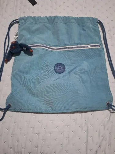 mochila saco Kipling modelo Supertabo muito bem preservada (impecável)
