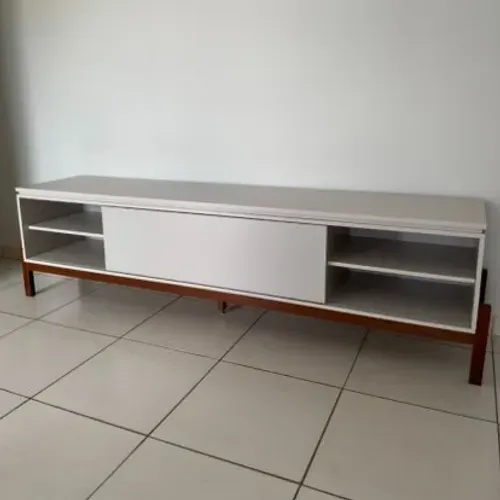 Rack para TV até 84 polegadas (2,18 m) - Ótimo estado