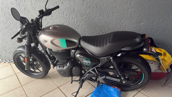 Hunter 350 moto royal enfield